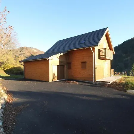 3 Etoiles Au Mont-dore Pour 6 Pers. Avec Terrasse Et Vue Sur Le Sancy - Fr-1-608-10 Le Mont-Dore